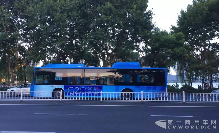 向世界展示中国方案，比亚迪客车赞助上合组织青岛峰会4.jpg