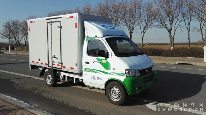 纯电动厢式运输车 (1).jpg