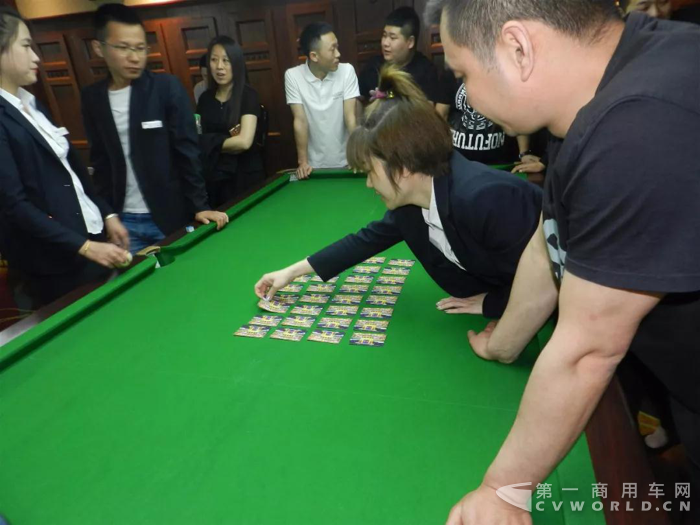 一汽解放“盛夏季”  互动沟通“零距离”2.png