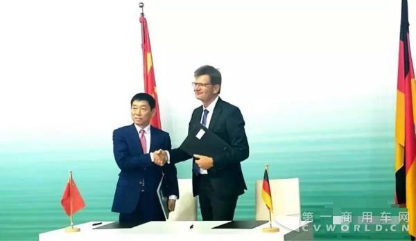 7份协议！总金额超过300亿美元！中德总理见证汽车圈各种签签签签签2.jpg
