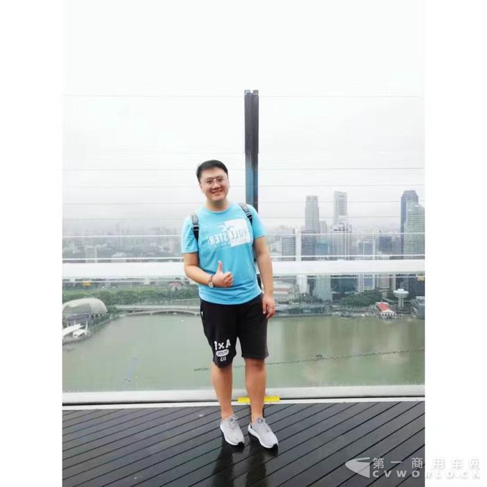 张晨离.jpg