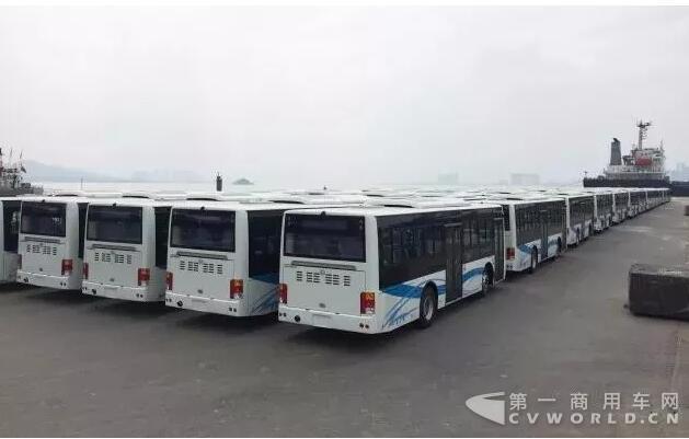 客车出口.jpg