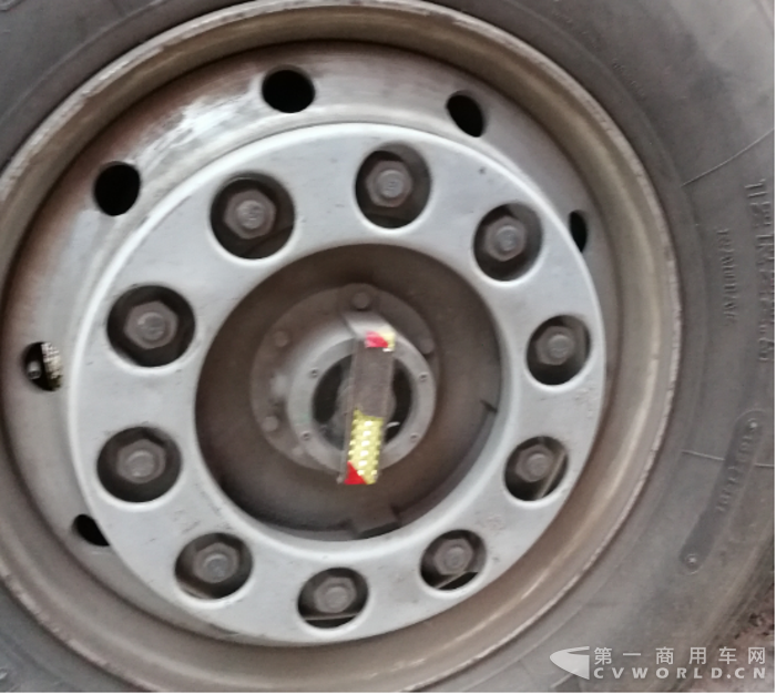 【定稿】我的青春我做主 J6P领航版受吸睛“90后”800.png