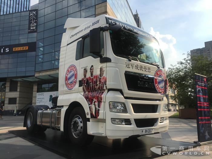曼恩TGX牵引车.jpg