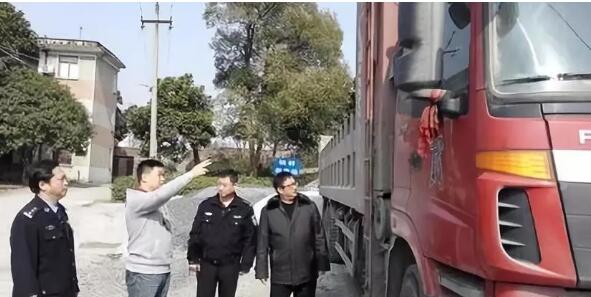 货车.jpg