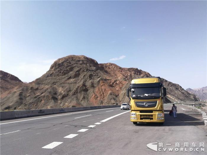 东风天龙旗舰国六重卡已“上路”2.jpg