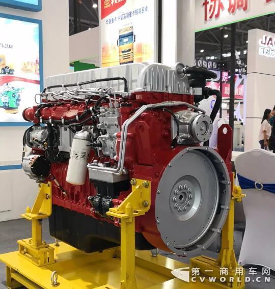 华菱汉马动力CM6D30.560 60型国六柴油发动机.jpg