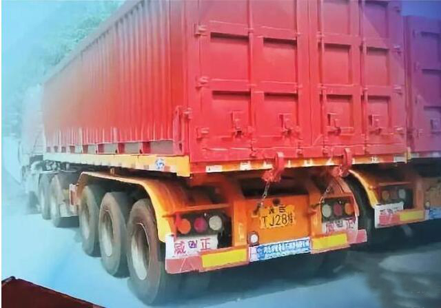 平板自卸车4.jpg