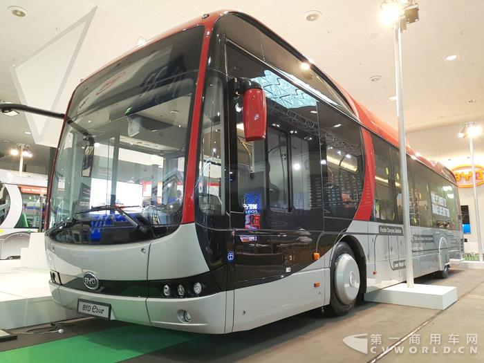 比亚迪12米纯电动客车1111.jpg