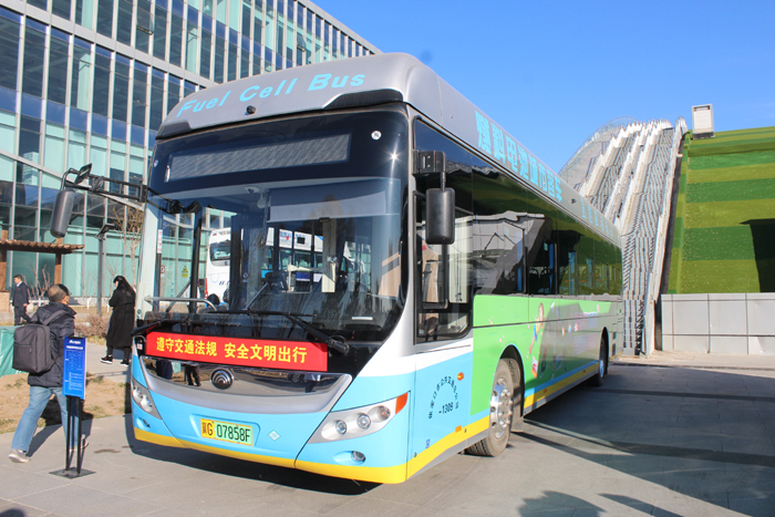 宇通氢燃料电池城市客车2.jpg