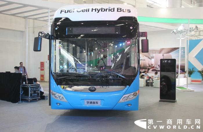 宇通F12氢燃料电池城市客车.jpg
