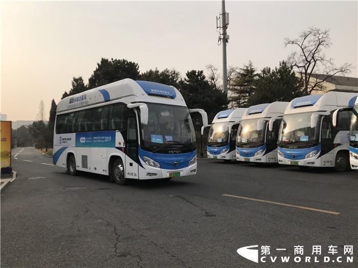 欧辉氢燃料电池客车.jpg
