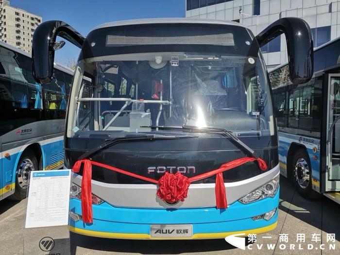 福田欧辉BJ6127混合动力城市客车2.jpg