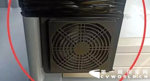 微信图片_20190401100925_副本.jpg