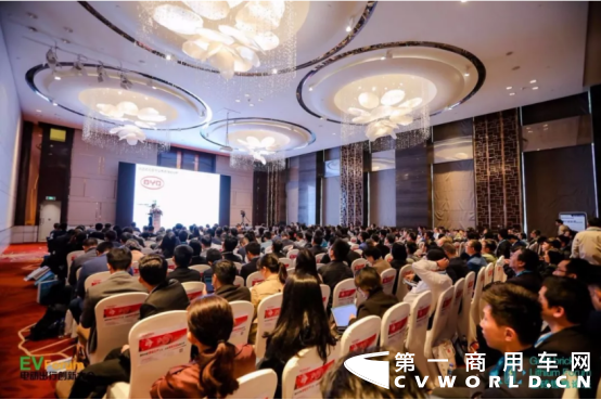 2019年第四届金砖锂电论坛暨电动汽车充换电产业大会在沪顺利召开301.png