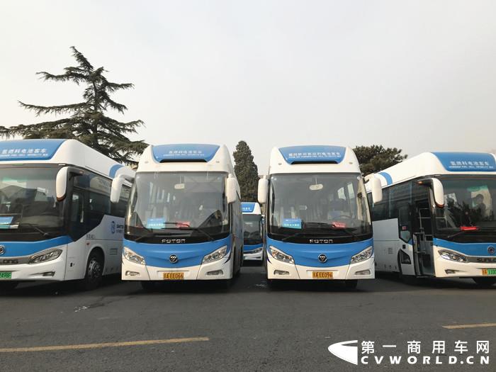 欧辉氢燃料电池客车1_副本.jpg