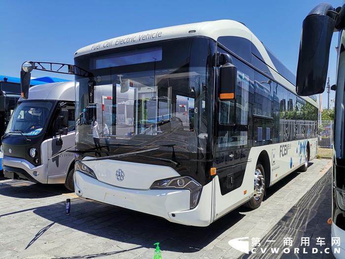 银隆氢燃料客车1_副本.jpg