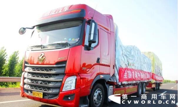 柳汽牵引车.jpg