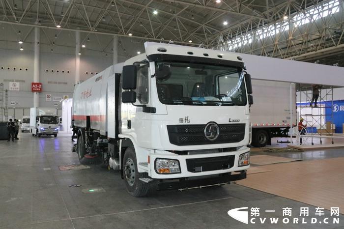 陕汽德龙L3000环卫车1.jpg