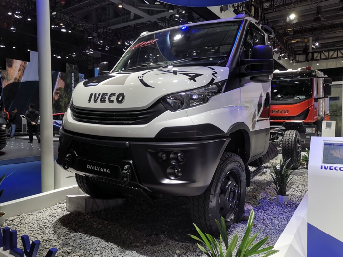 依维柯Daily 4x4 八速自动档车型2.jpg
