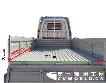 对于刚创业的小伙伴来说选一辆好车就跟选“合伙人”一样都非常重要。虽然在微卡“创富圈”有很多优秀的产品，但许多创业者都分辨不出车的优劣，今天小编就带大家仔细比评一下，看看到底哪款车才是真正适合自己的“创富伙伴”。