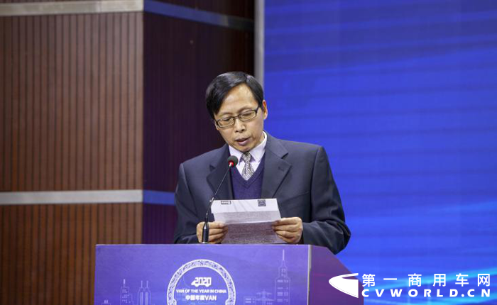 2019年12月27日，由商用汽车杂志社主办的“2020中国年度VAN”颁奖典礼在北京举行。中国年度VAN评委会宣布：经过前期实车测试和综合对比等评测工作，决定授予依维柯•欧胜2020款“2020 中国年度VAN大奖”称号，这也是依维柯•欧胜品牌在此奖项上二度折桂；首次参加中国年度VAN评测活动的江淮星锐客运版荣获“2020 中国年度VAN·节油高效奖”称号。