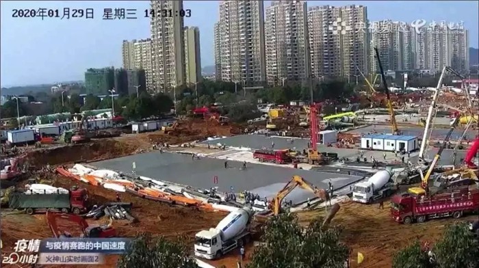 连日来，新型冠状病毒肺炎疫情的凶猛蔓延，牵动着全国人民的心。根据党中央、国务院关于做好应对疫情防控工作的总体部署，华菱星马集团上下立即行动，积极响应号召，以强烈的社会责任感，在做好集团上下自我防控工作的同时，立足实际，回馈社会、弘扬大爱！