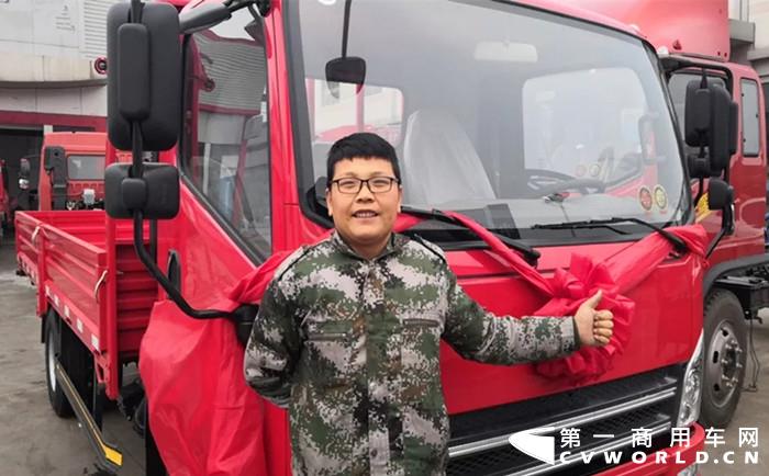 潍柴新一代高端动力WP3N，人气与实力并存，今年1月份销量较上个月暴涨300%。WP3N发动机性能优异、技术领先，是蓝牌载货车的优选动力。发动机可靠性高，燃烧效率高、燃油经济性好，可满足不同用途整车多样化、专用化需求。