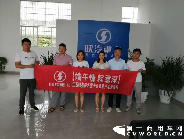 晨练晚课，站姿飒爽。精神饱满，壮志豪情。服从命令，认真学习。磨砺心志，夯实基础。蓄势赋能，再创新高。