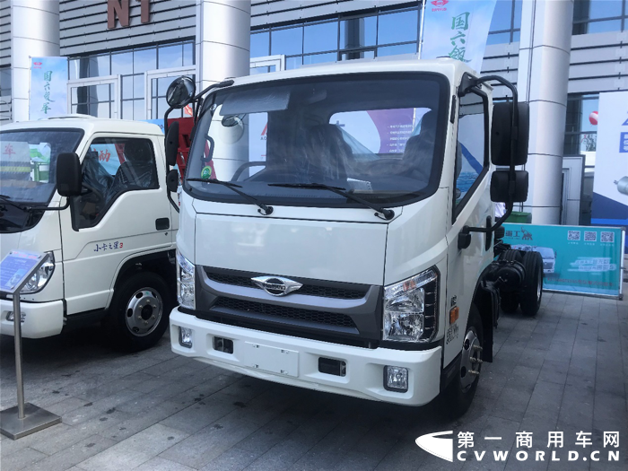 梁山专用车展5-时代领航H2.png