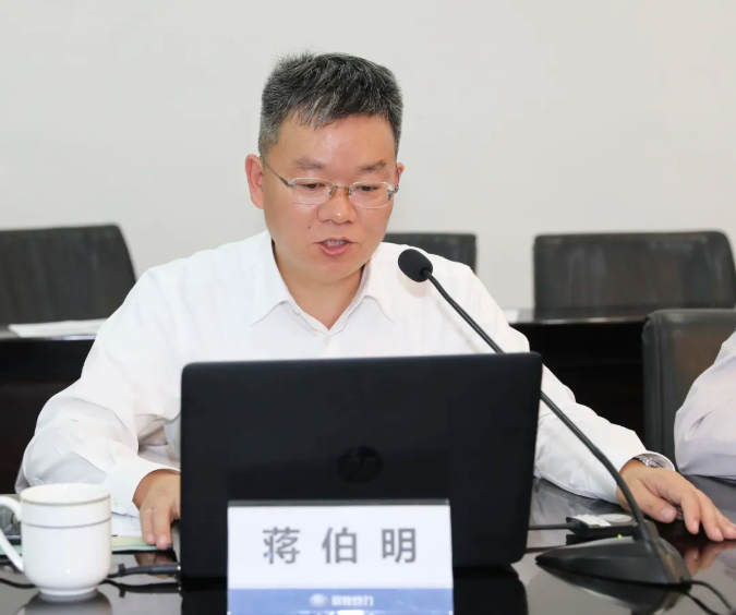 10月29日，一汽解放发动机事业部党委在第一会议室组织召开2020年四季度党（总）支部书记例会。

