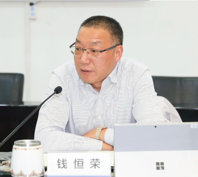 10月29日，一汽解放发动机事业部党委在第一会议室组织召开2020年四季度党（总）支部书记例会。

