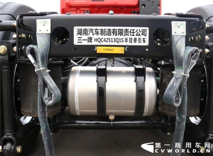 三一王道385牵引车11.jpg
