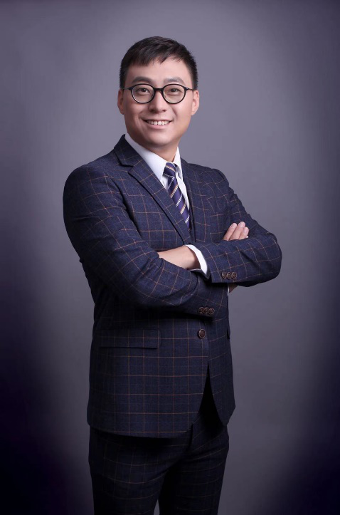 华晨雷诺金杯汽车有限公司市场营销部门高级总监刘国伟.png