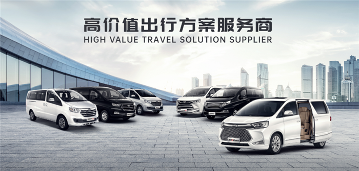 当2021年新春佳节遇上严峻复杂的冬季疫情防控形势，在外打拼的游子们在大局面前纷纷选择响应“就地过年”号召，为疫情防控减负。分离和艰难都只是暂时的，紧跟国家政策，相信很快就能取得疫情防控的胜利。