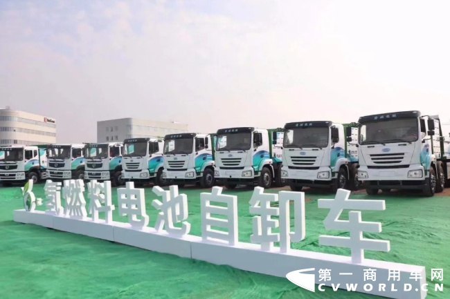 自卸车.png