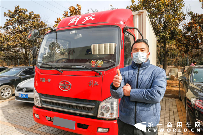 产品好不好，用户最有发言权。作为中国内燃机行业的领军者，解放动力在77年的发展中始终以引领的技术、高端的产品、无暇的品质、完善的服务赢得市场和用户青睐。日前在解放动力国六采测拍摄中，，我们采访了驾驶国六虎VH车型搭载CA4DB1的2.2升130马力发动机的王健师傅，下面就听听他向解放动力的真情告白。