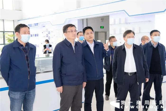 区委书记吴勇强一行走访创源动力_副本.jpg