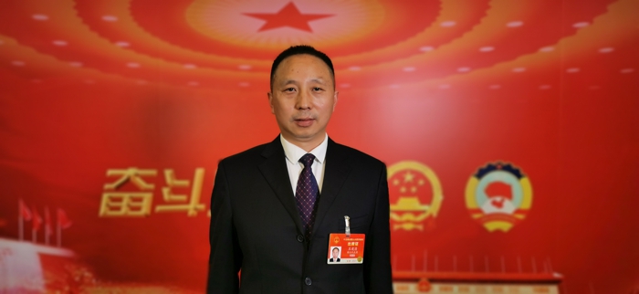 2-王建清在两会.jpg