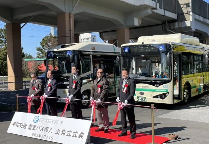 2月24日，比亚迪首次向千叶县导入电动大巴K8和小型电动客车J6，发布仪式在日本千叶当地举行。这也是比亚迪首次向日本交付大型电动客车K8。