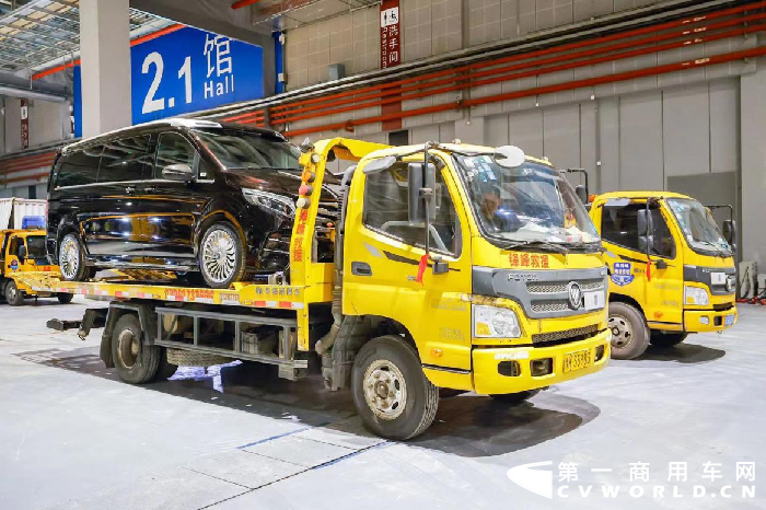 1000家汽车商、1310辆展车、36万平米展厅，128辆全球首发车辆……