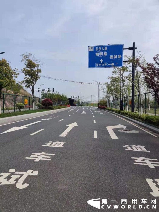 南京市溧水区智能网联汽车测试及示范道路4.png
