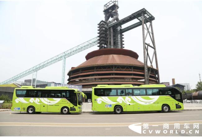 2021年6月8日，2021“百年恰是风华正茂 丝路大V感受北京”活动到访首钢奥运园，来自“一带一路”沿线13个国家的丝路大V在参访北京奥组委冬奥会和冬残奥会奥组委驻地的同时，也近距离感受福田欧辉BJ6122氢燃料客车与BJ6906氢燃料客车的独特魅力，并纷纷为福田欧辉在氢能源领域的开拓精神与强大实力点赞。