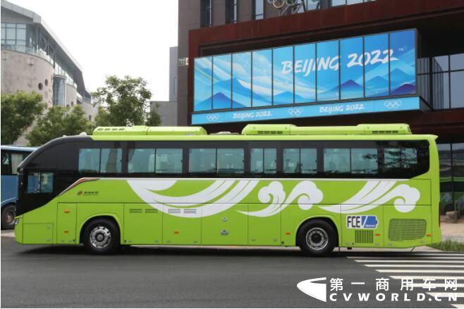 2021年6月8日，2021“百年恰是风华正茂 丝路大V感受北京”活动到访首钢奥运园，来自“一带一路”沿线13个国家的丝路大V在参访北京奥组委冬奥会和冬残奥会奥组委驻地的同时，也近距离感受福田欧辉BJ6122氢燃料客车与BJ6906氢燃料客车的独特魅力，并纷纷为福田欧辉在氢能源领域的开拓精神与强大实力点赞。