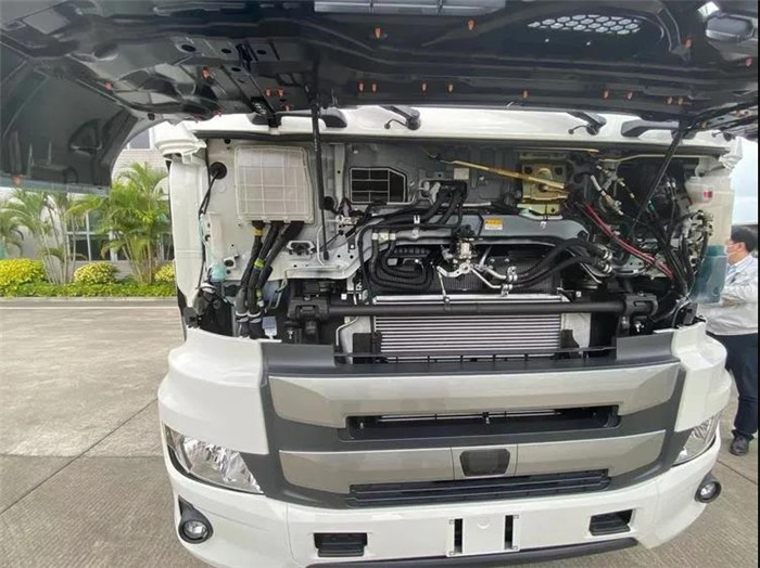 广汽日野700智臻新车“剧透”4.jpg