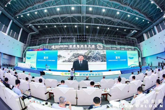 2021年6月26日，第三十四届世界电动车大会暨展览会（以下简称EVS34大会）在南京空港国际博览中心盛大召开。