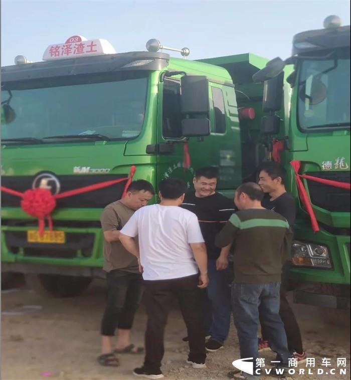 陕汽重卡批量交付势如破竹。