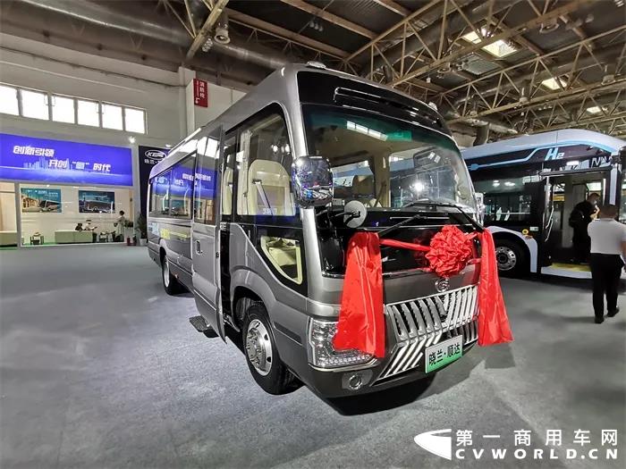 晓兰·顺达客车.webp.jpg