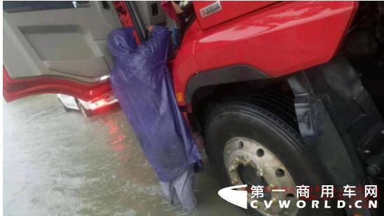 陕汽3.jpg