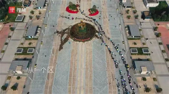 7月中下旬南京、张家界、荆州等地纷纷传出疫情，在国内疫情已经平静了一年多的当下，疫情传来的消息就如同一声惊雷，再次冲击着每个人的心脏。